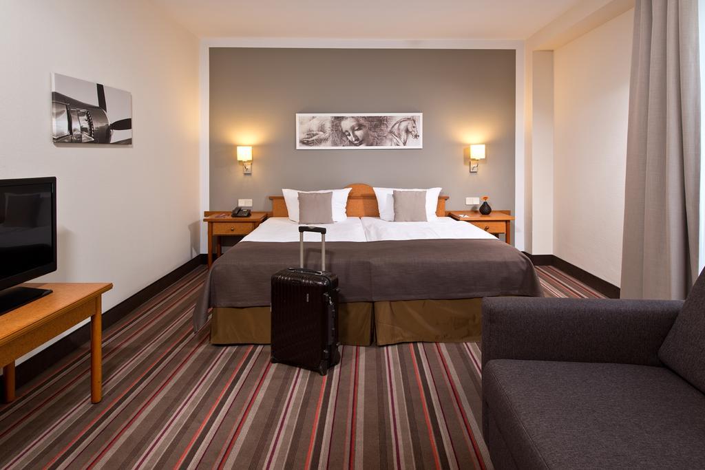 Leonardo Hotel Hamburg Airport Rom bilde